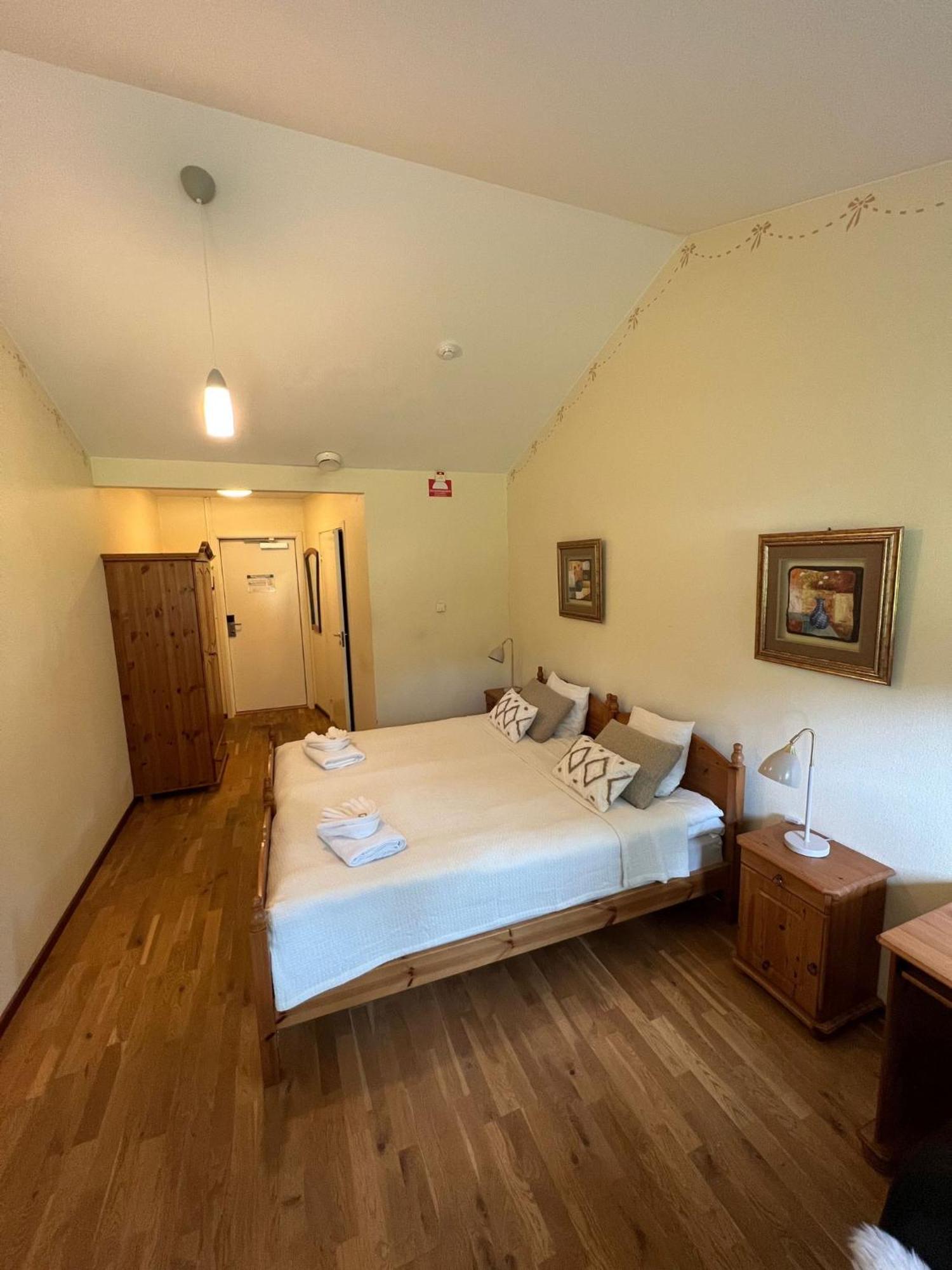Hotel Fritza Olofstrom ภายนอก รูปภาพ
