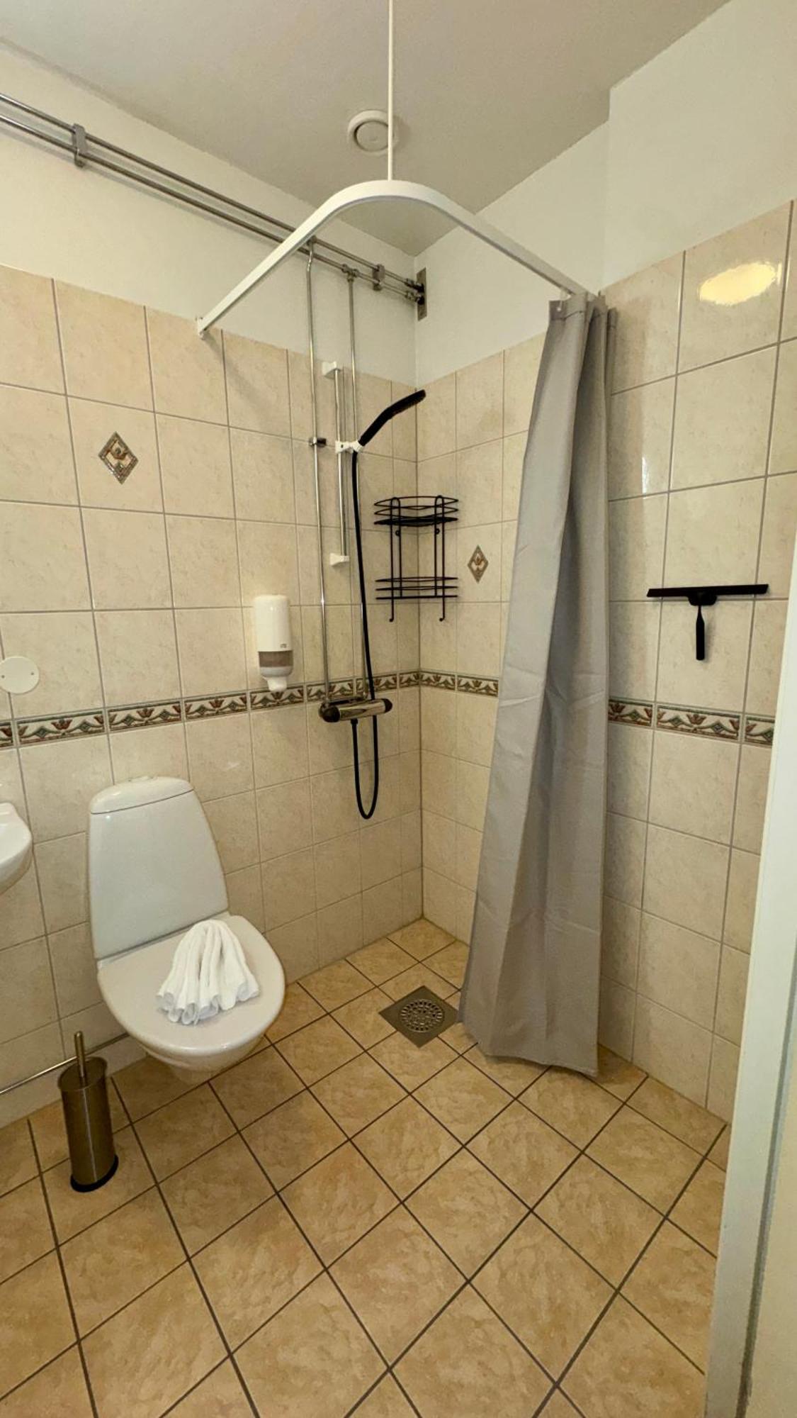 Hotel Fritza Olofstrom ภายนอก รูปภาพ