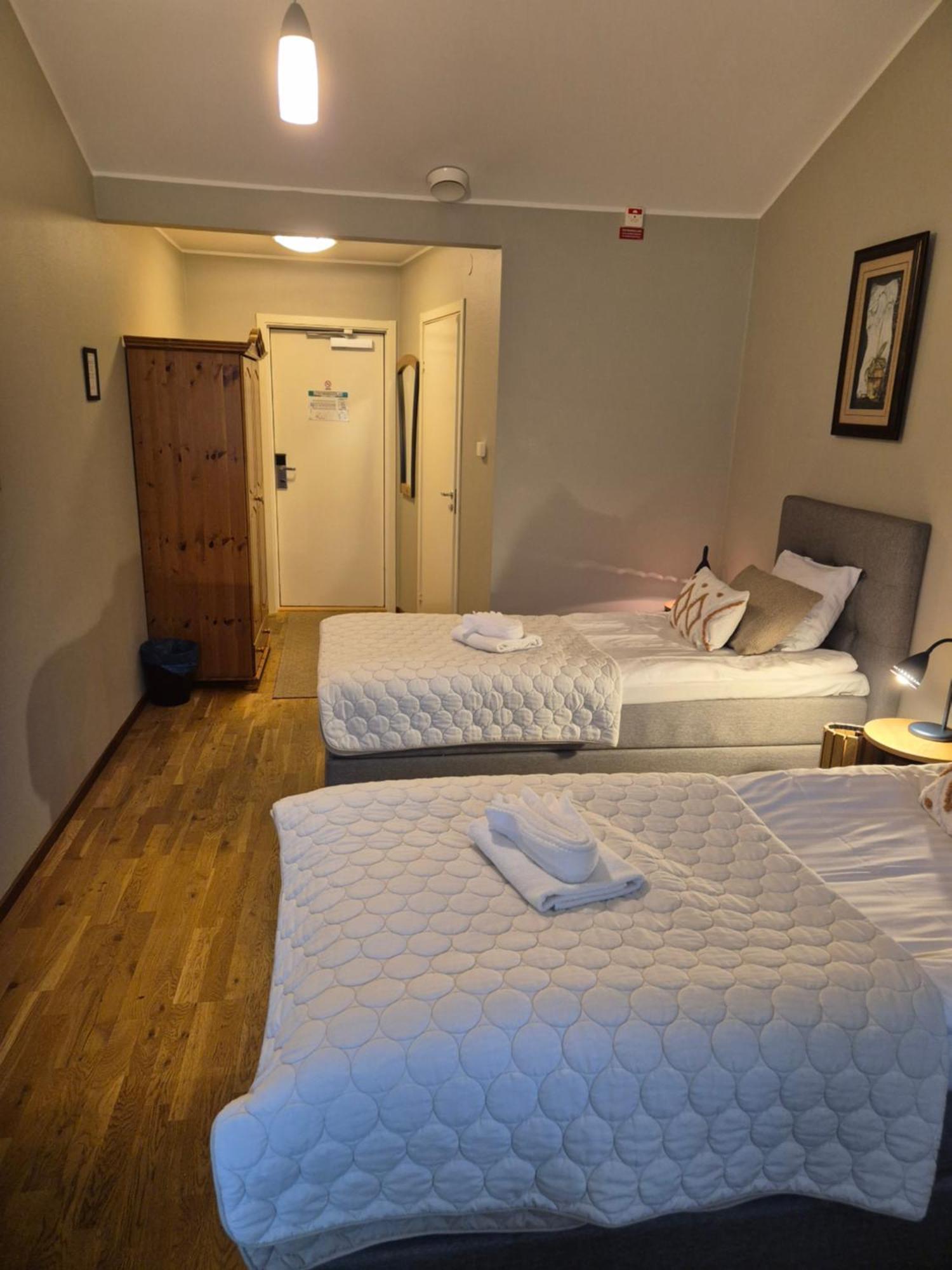 Hotel Fritza Olofstrom ภายนอก รูปภาพ